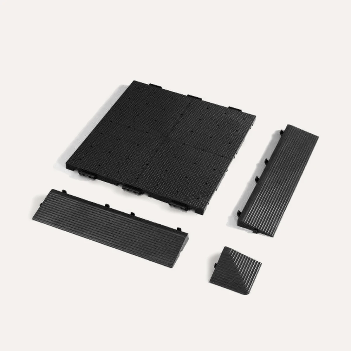 Bodenplatten mit Rampen und Eckstück als Set für große Zelte