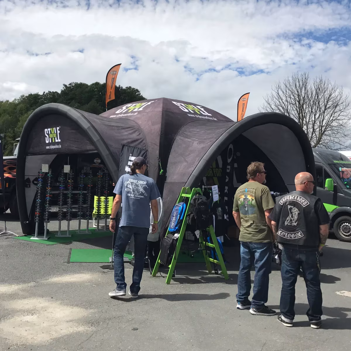 Aufblasbares Zelt 5x5m Dome - Außenansicht des weißen Eventzelts